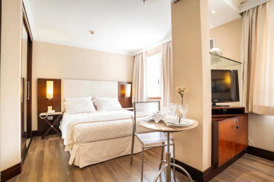 Apartamento Flat Prime Com Piscina Na Regiao Da Paulista - Jardins *